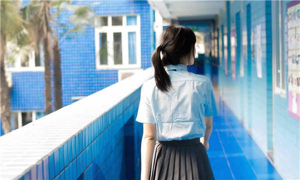 清原如何找到一个可以帮助我生孩子的女人？
