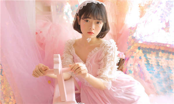 清原供卵试管代怀生子多少钱？这一直是很多不孕不育家庭关注的话题。在中国，不孕不育的发生率越来越高，根据《中国不孕不育现状调研报告》显示，育龄夫妇的不孕不育率从20年前的3%增长至现在的12.5%-18.2%，患者人数高达6000万以上。在这样的背景下，许多家庭通过供卵试管来实现自己的生育梦想。那么，供卵试管代怀生子的费用到底是多少呢？